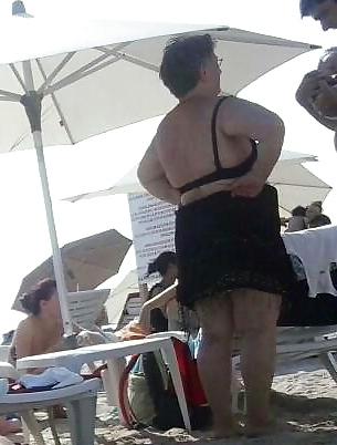 25P Spy beach summer matures romanian
