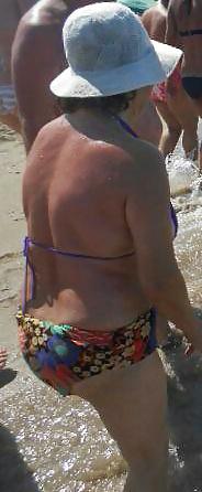 25P Spy beach summer matures romanian