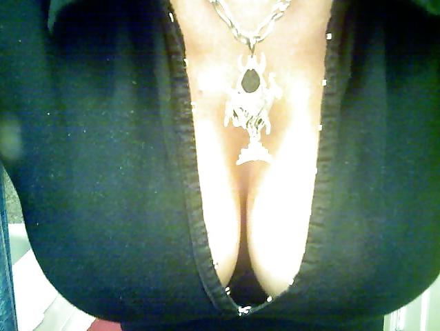 4P Redhead big tit cougar