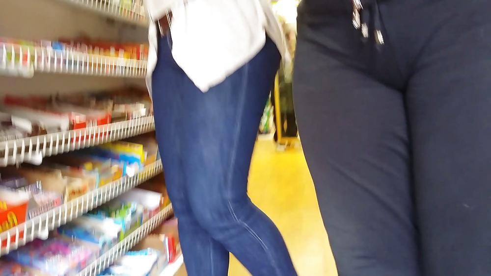 25P Candid Pics 2