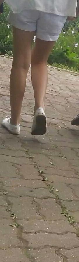 22P Spy old + young feet and skirt romanian