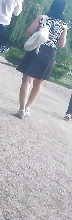 22P Spy old + young feet and skirt romanian