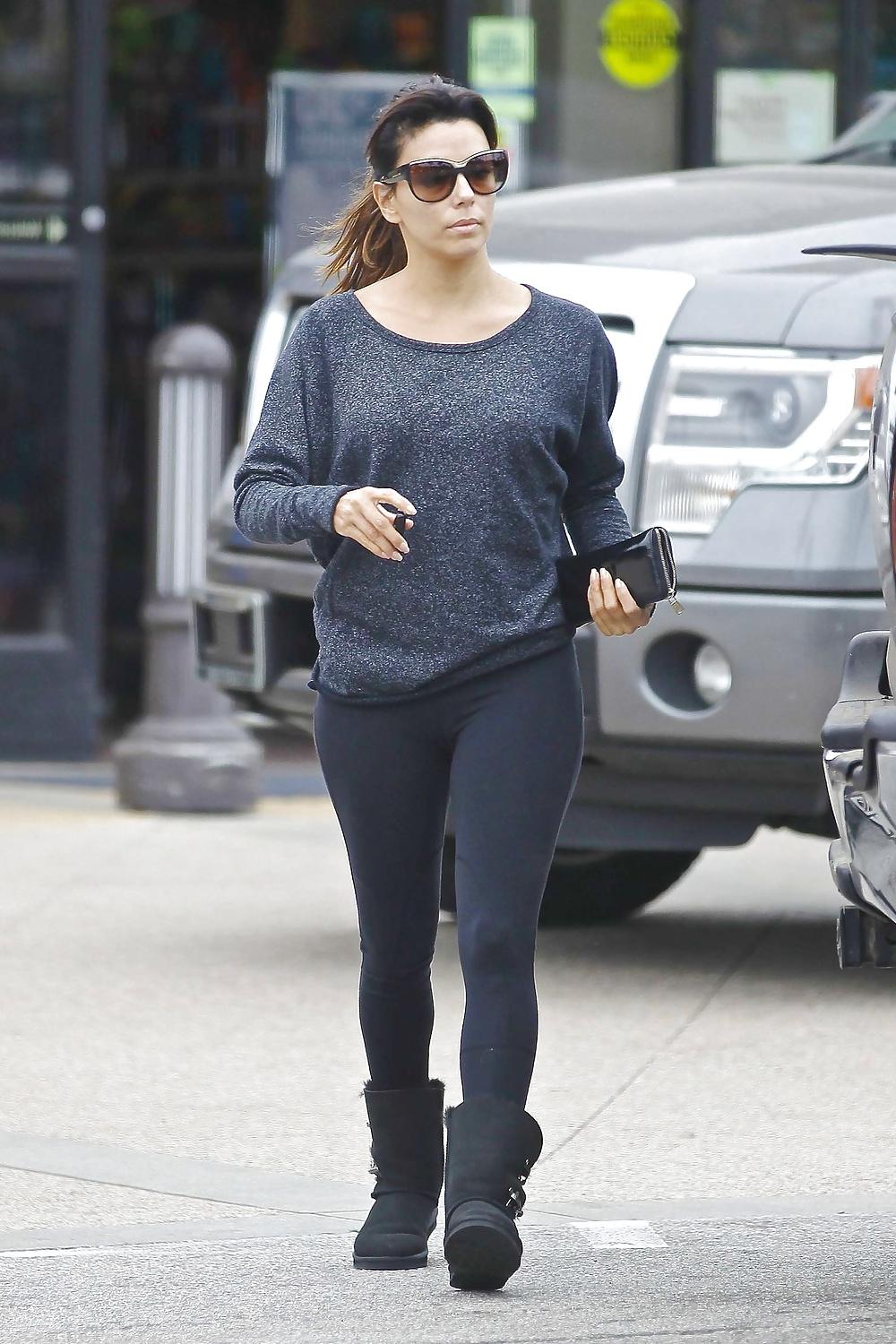 14P Celebrity Cameltoe's 7