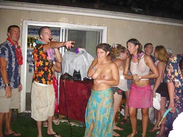 19P Show your tits 8.