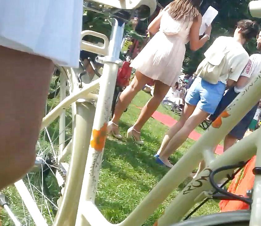 25P Spy sexy teens skirt and feet romanian
