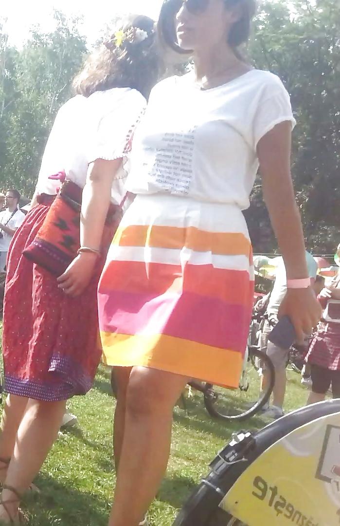 25P Spy sexy teens skirt and feet romanian