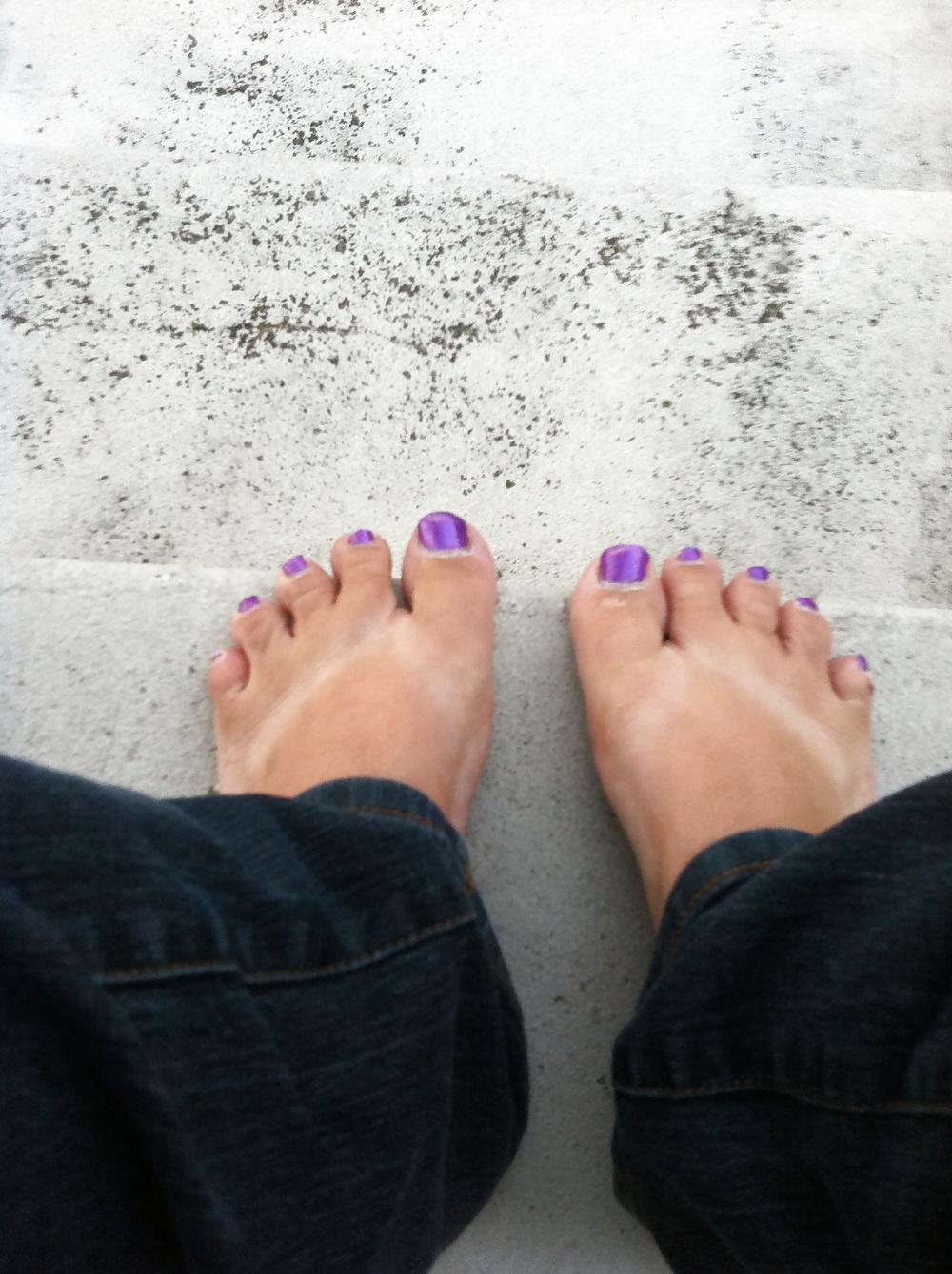 25P Random Feet