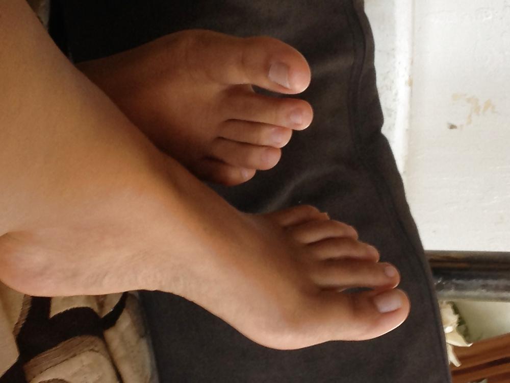 25P Random Feet