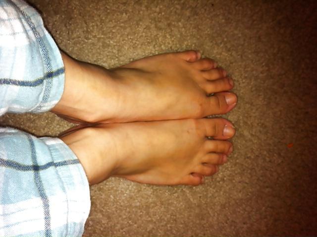 25P Random Feet