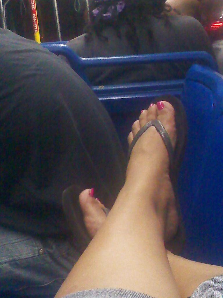 25P Random Feet