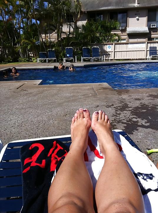 25P Random Feet