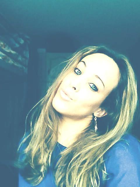 8P My gf best friend bad face but awesome bofy