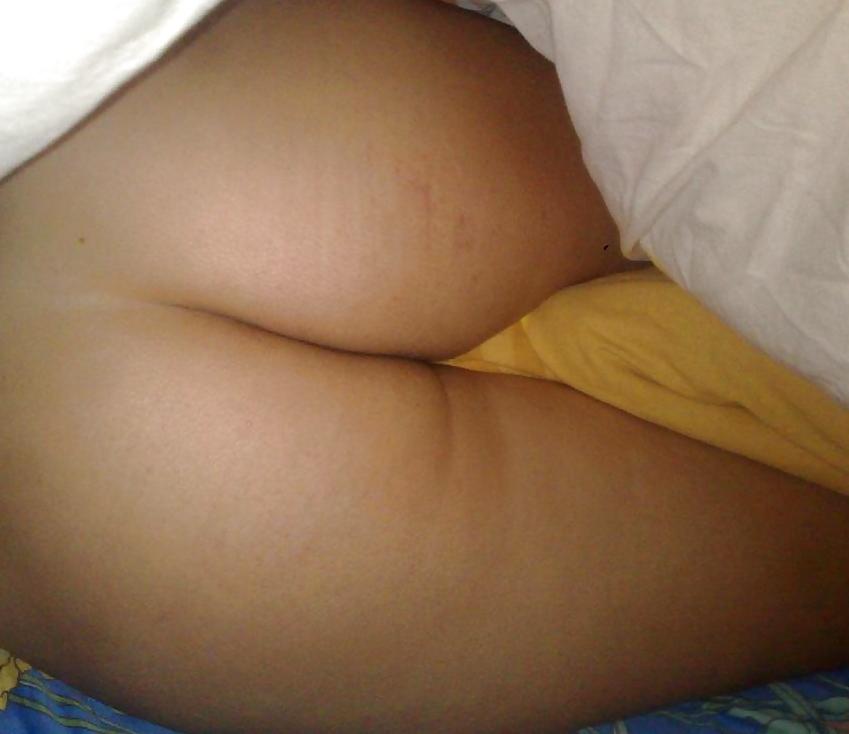 25P Housewife Ass 3