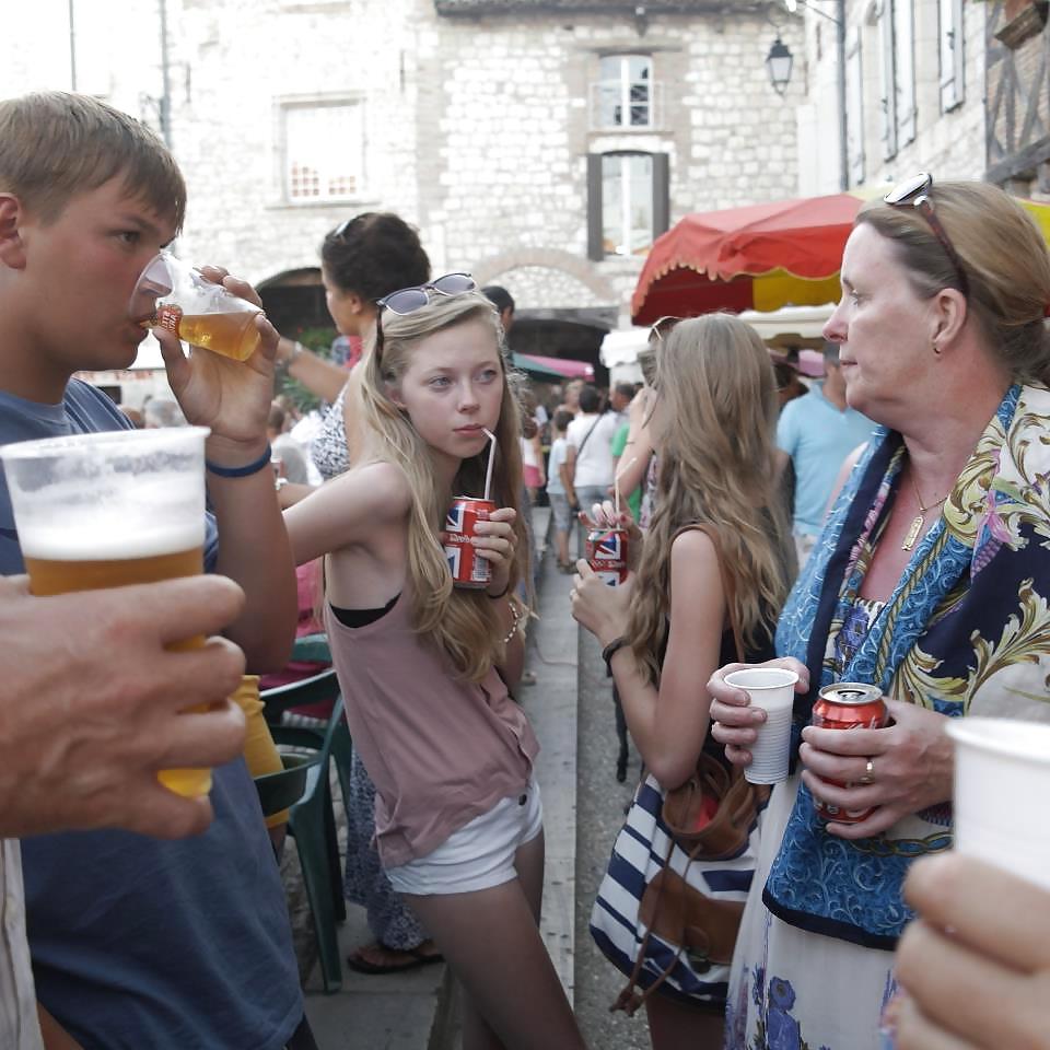 25P Voyeur Shots