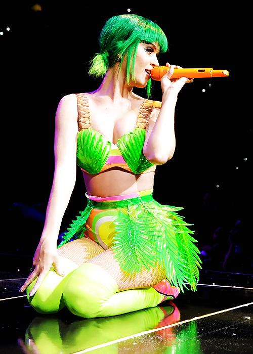 13P Katy Perry For Wanking Your Cocks Over 2