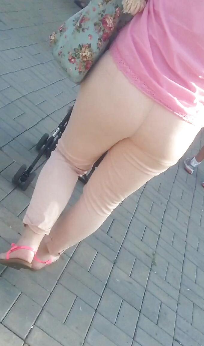 19P Spy sexy ass old + young romanian