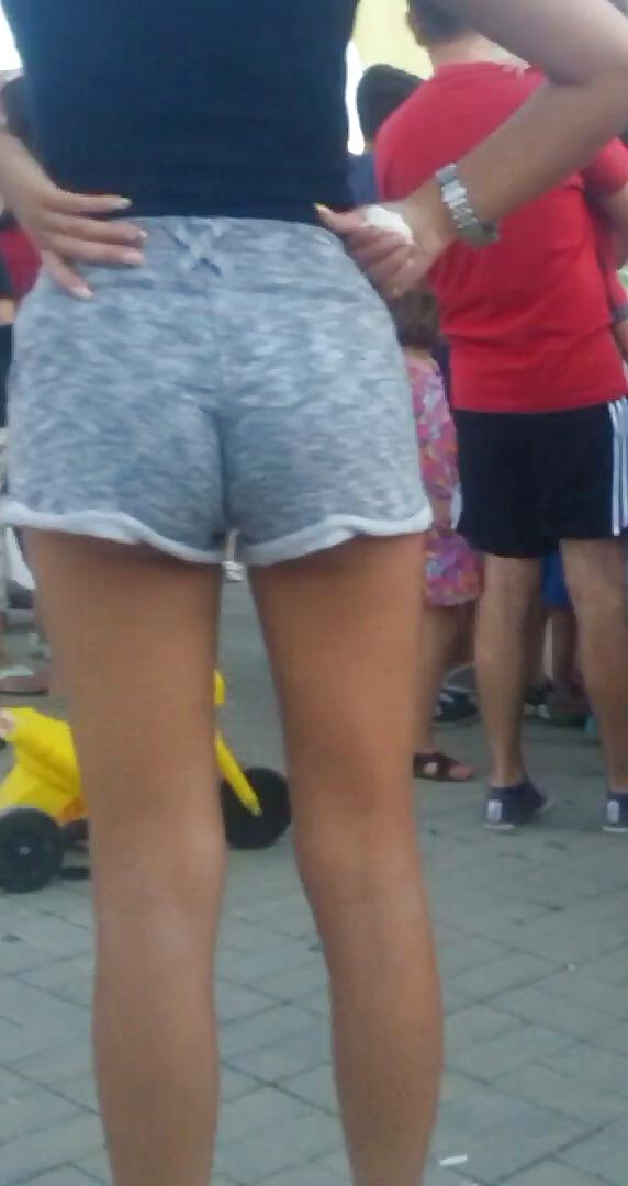 19P Spy sexy ass old + young romanian