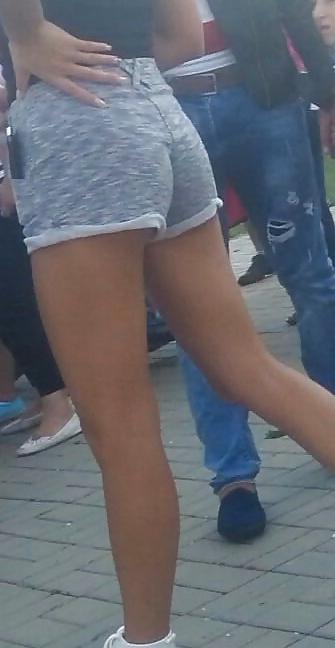 19P Spy sexy ass old + young romanian
