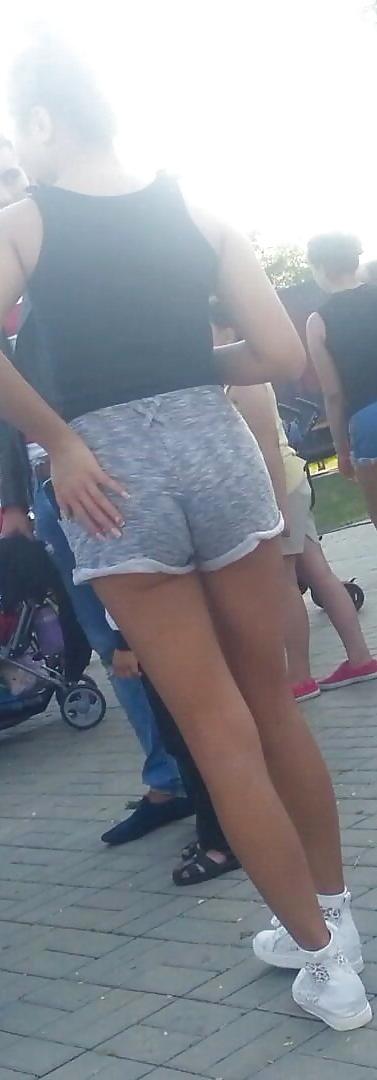 19P Spy sexy ass old + young romanian