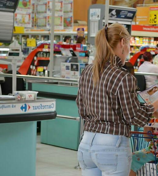 25P Spy shooping, mall and supermarket romanian