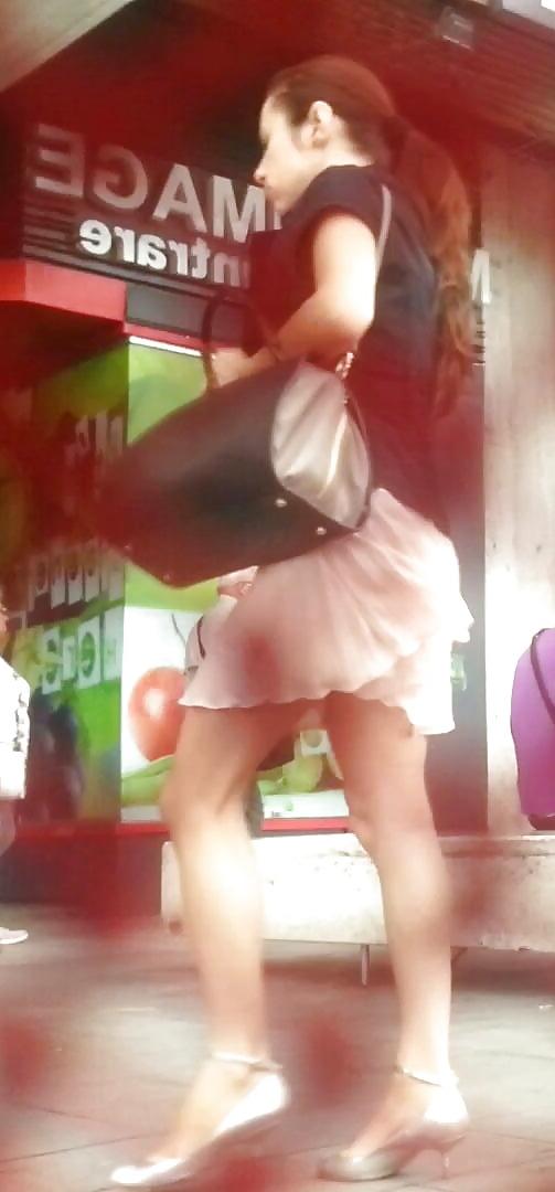 25P Spy old + young feet and skirt romanian
