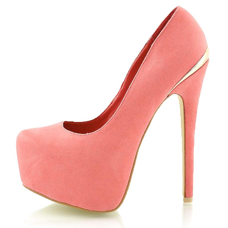 17P Shoe's that make me wet