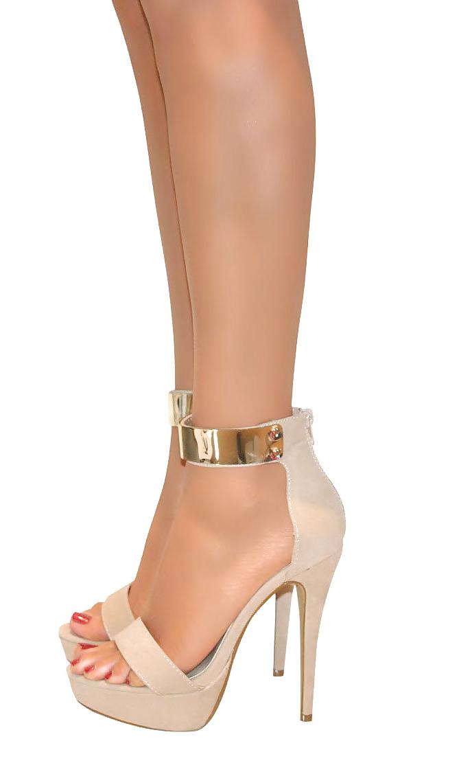 17P Shoe's that make me wet