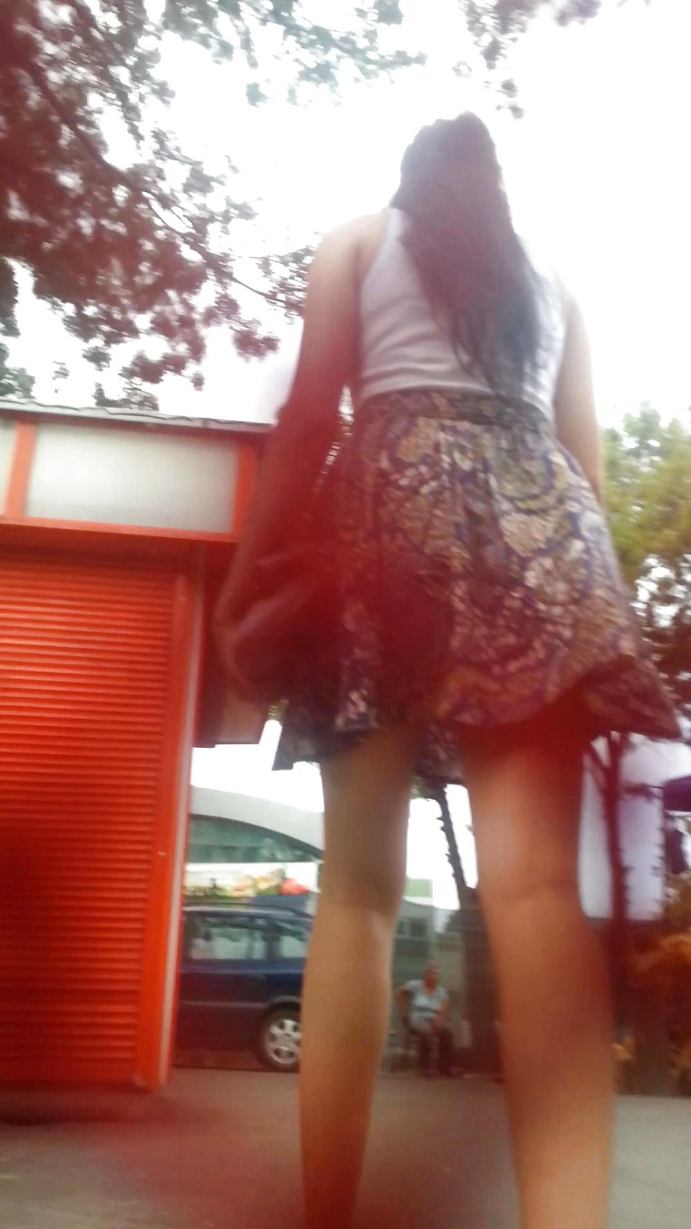 16P Spy old + young sexy skirt romanian-scuze de imagine