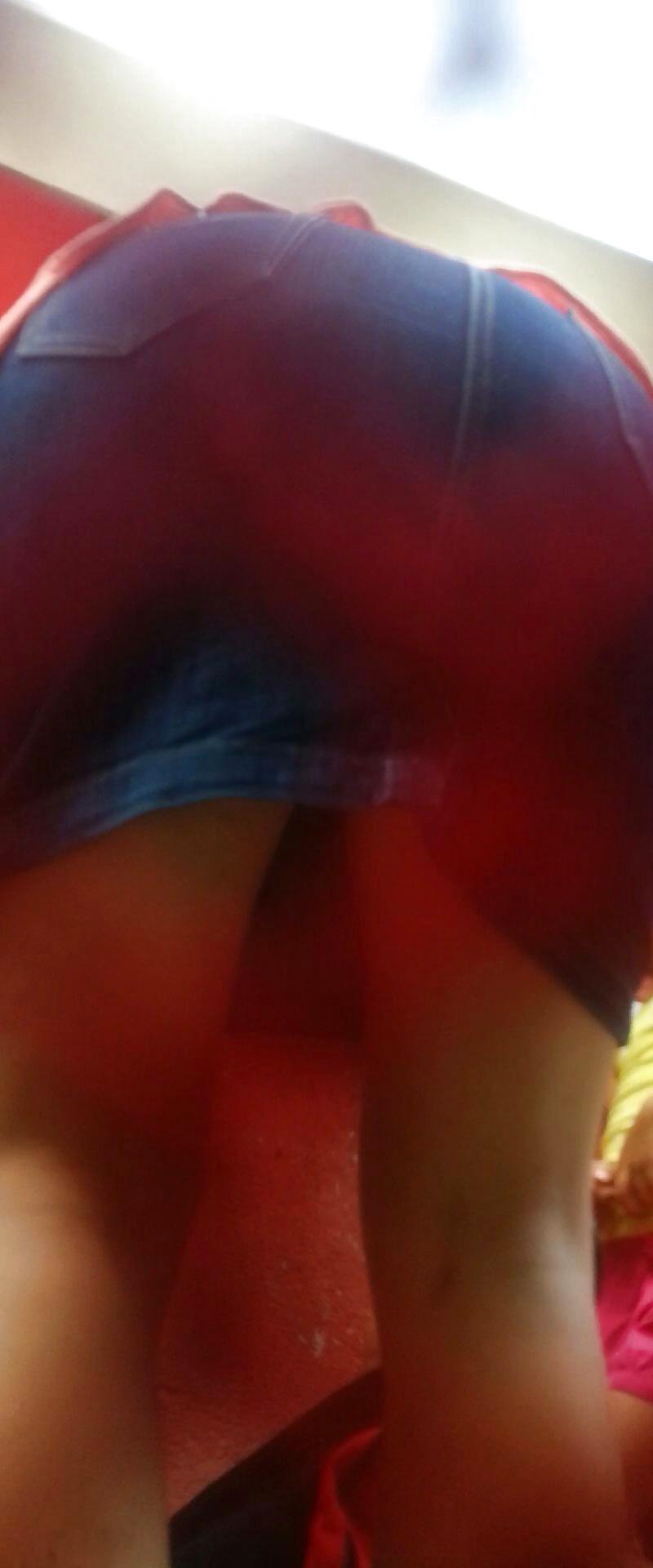 9P Spy sexy mature upskirt romanian