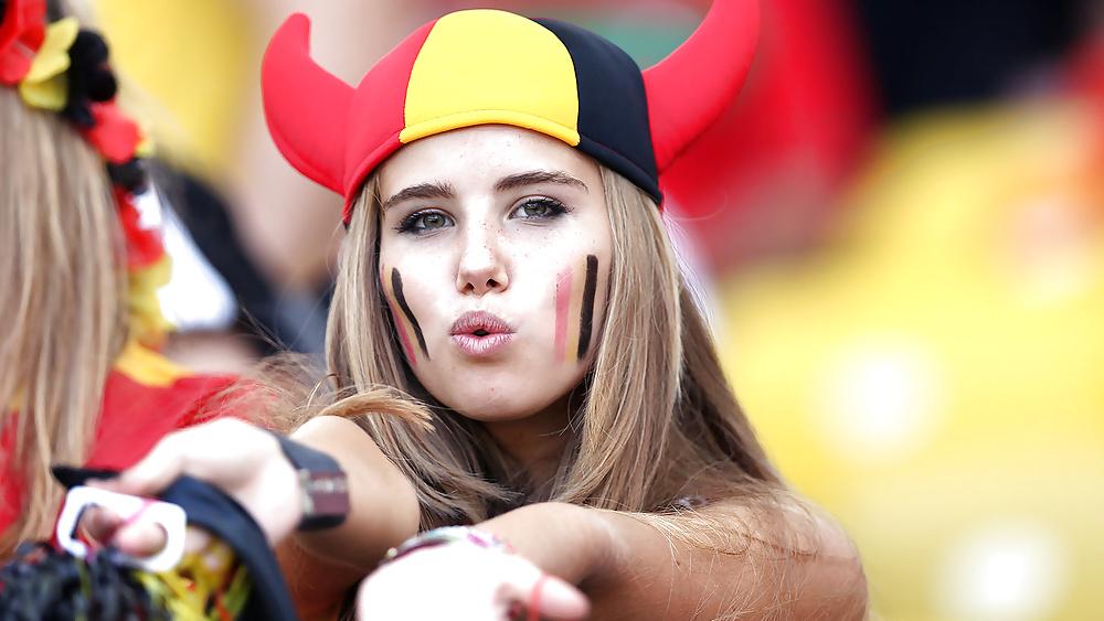 7P Belgian world cup babe