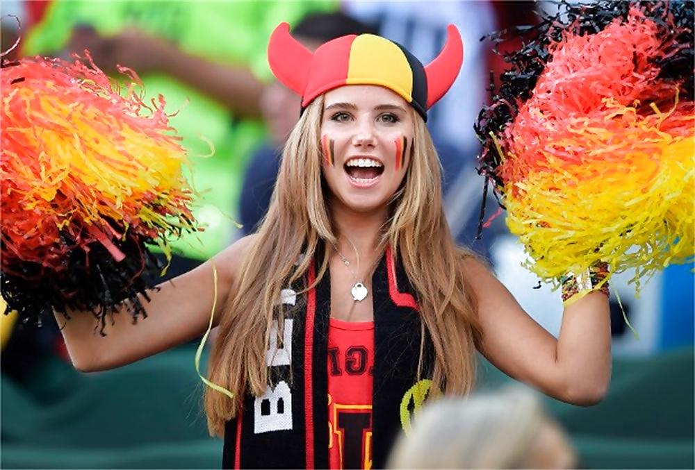 7P Belgian world cup babe