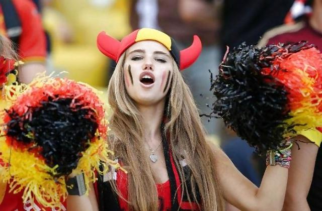 7P Belgian world cup babe