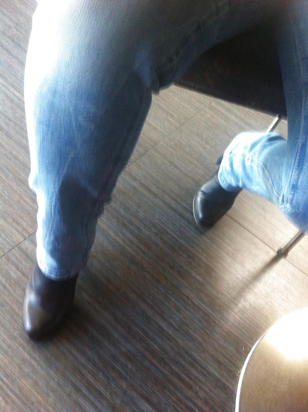 20P Candid shoe shoots