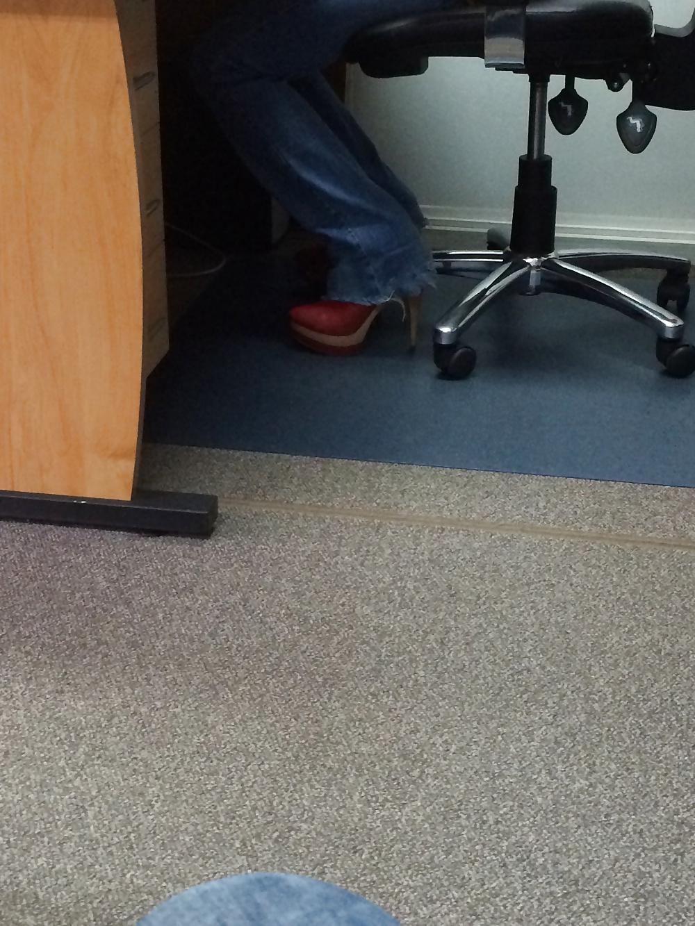 20P Candid shoe shoots