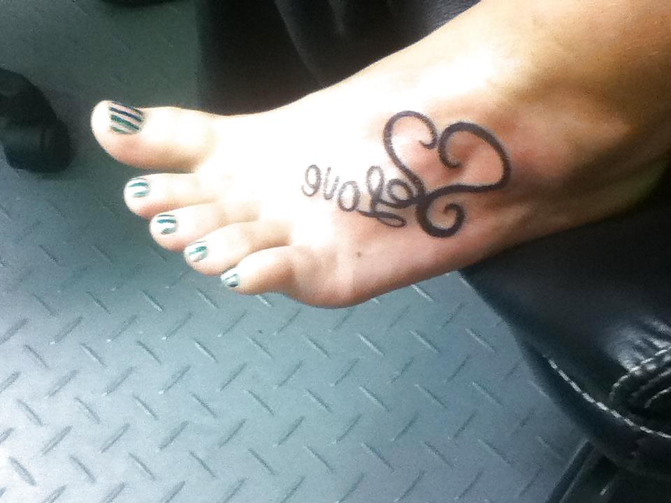 25P Random Girls feet