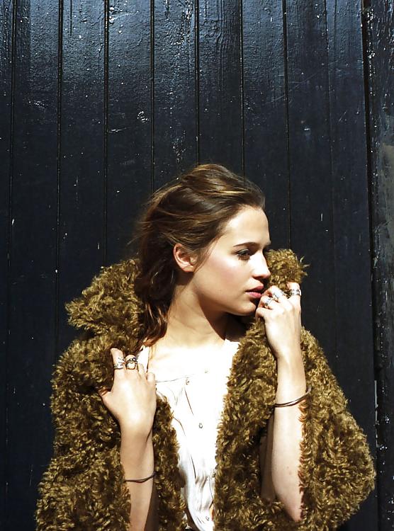 25P Girls and fur