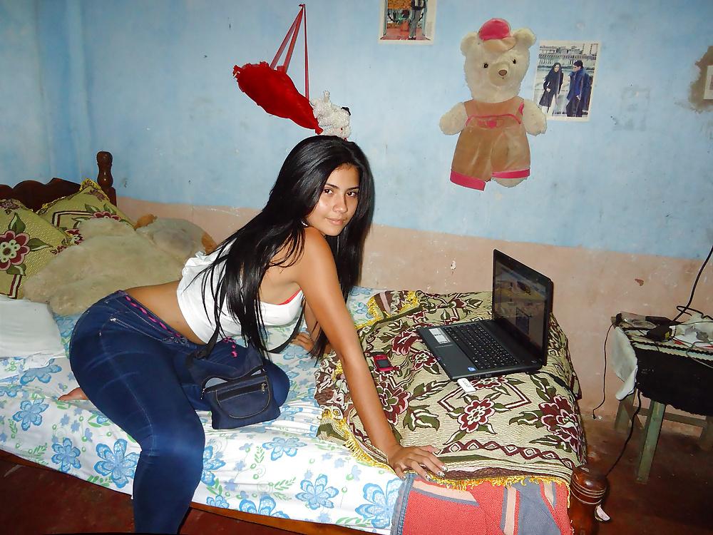 8P Hot paraguayan asses