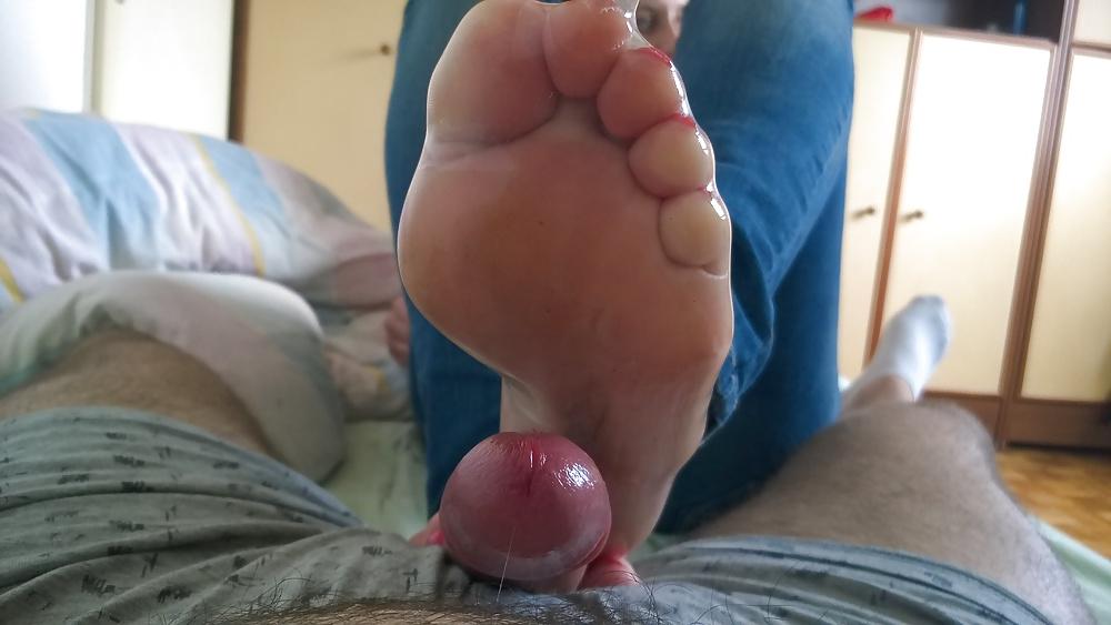 19P Condom feet sexy soles