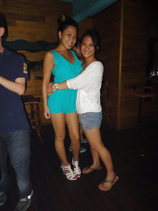25P Pics that show off my legs
