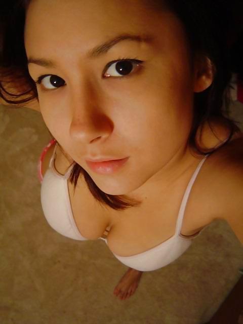 15P Am i hot?add me up sexycassandrablair at yeah who that come