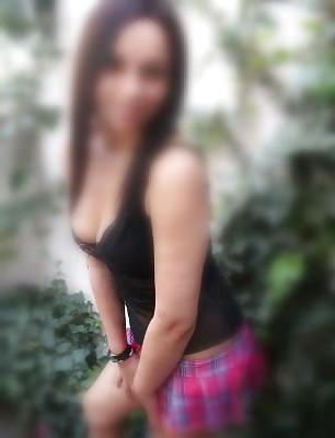25P Hot hookers and or escorts from close to where I live