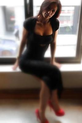 25P Hot hookers and or escorts from close to where I live