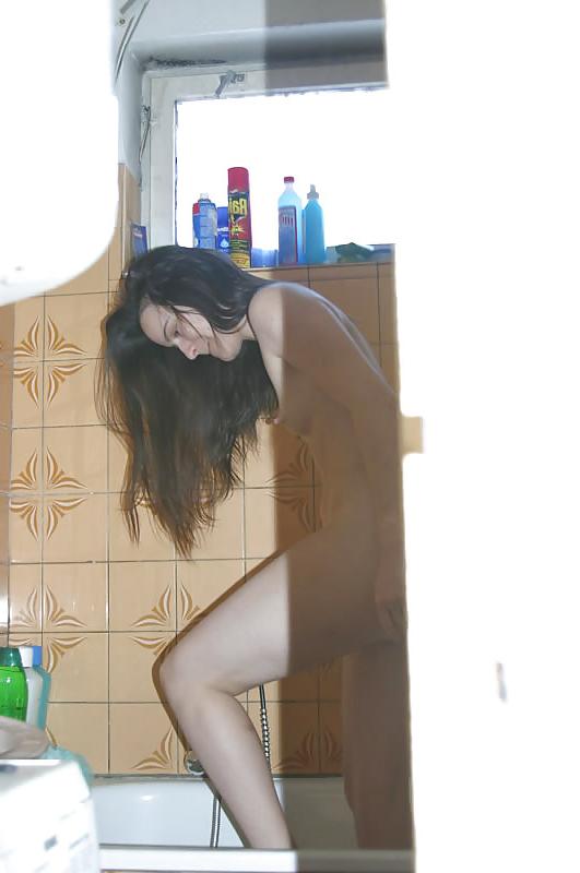 6P HIDDEN CAM TEEN