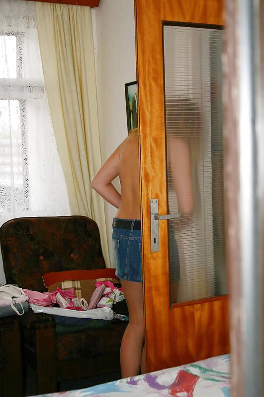 6P HIDDEN CAM TEEN