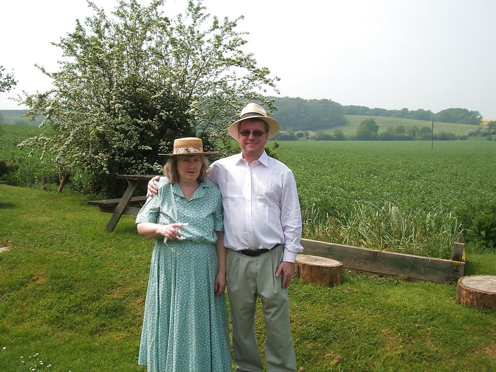 16P Katie and Norman MacDonald (older couple)