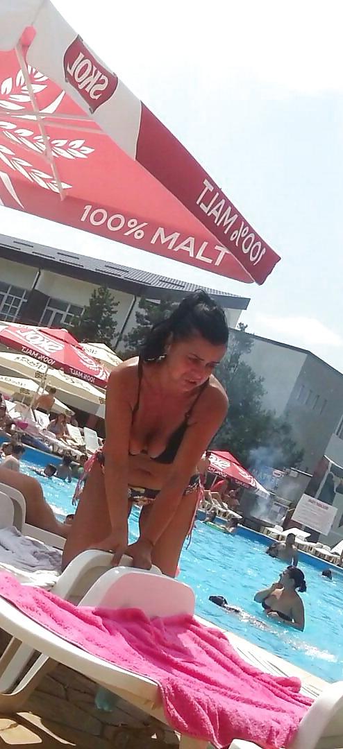 25P Spy old + young boobs pool romanian