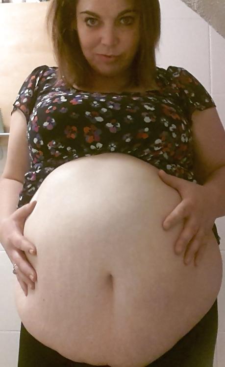 25P SSBBW belly pics 6