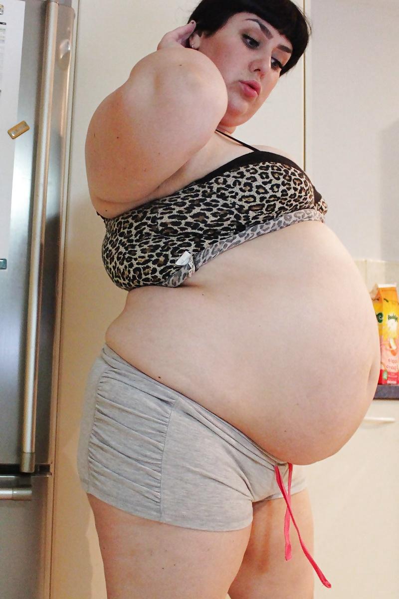 25P SSBBW belly pics 6