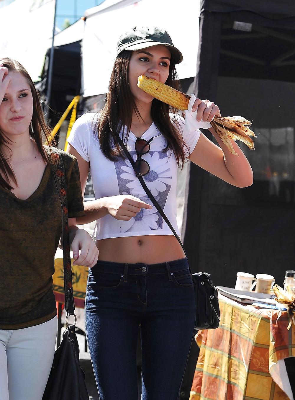 25P Victoria Justice Perfect Slim Body