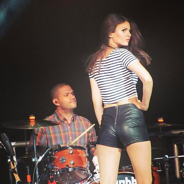 25P Victoria Justice Perfect Slim Body
